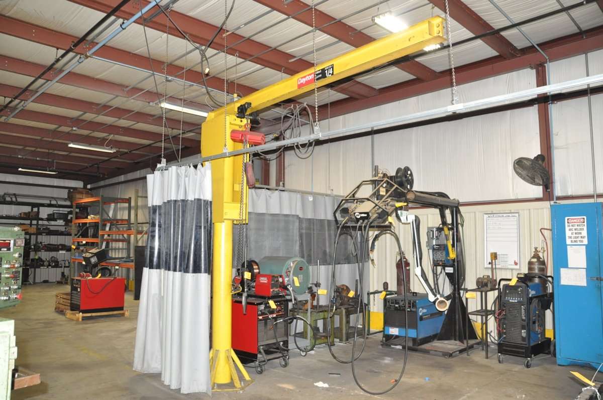 { Group of lots 1361, 1362, 1363 } DAYTON 4ZW96 1/4 Ton Floor Mounted