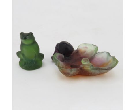 Vintage Daum France Pate de Verre Fig Leaf with Fig and Lalique France Glass Frog Figure. Each signed. Good condition. Leaf m