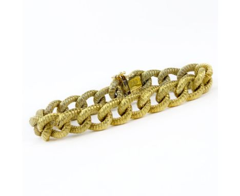 Vintage Italian 18 Karat Yellow Gold Flexible Link Bracelet. Stamped 750, Italian hallmark. Good condition. Measures 7" L, 3/
