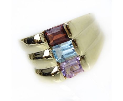 Vintage 14 Karat Yellow and Gold and Multi Gemstone Ring. Signed 14K. Good condition. Ring size 3 (with sizer). Approx. weigh