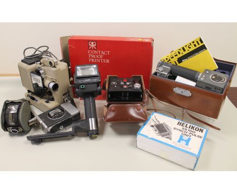 Collection of various camera accessories, also Eumig P8 Phonomatic Novo film projector.