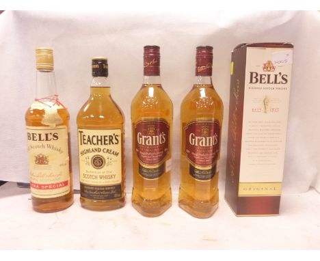 Five bottles of Scotch Whisky including Bell's Extra Special, 75cl; Bell's Original, 70cl, boxed; Teacher's Highland Cream, 7