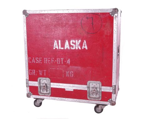 Bernie Marsden &amp; Alaska - heavy duty Packhorse Case Co Ltd flight case on wheels suitable for a 4 x 12 speaker cabinet, b