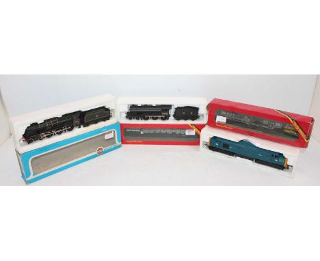 Three locos: Hornby R150 B12/3 NE black 7576 (E-BG); Hornby R751 CoCo diesel BR blue D6830 (VG-BP) and Airfix 54121-3 Royal S