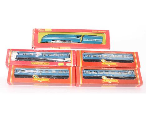 Hornby R864 "Coronation" loco and tender, blue (E-BP) with four matching coaches:- 2 x R422 1st class (NM-BE), another (E) in
