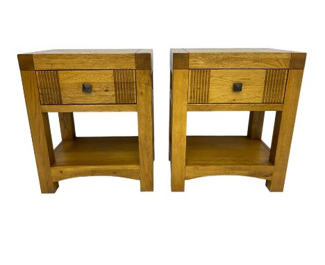 Pair oak bedsides or lamp tables, fitted with drawer and undertierDimensions: Height:&nbsp;60cm&nbsp; Length/Width:&nbsp;50cm