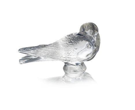 RENÉ LALIQUE (FRENCH, 1860-1945)A Rare Pre-War 'Pigeon Gand' Decorative Motif, design introduced in 1932clear glass, press-mo