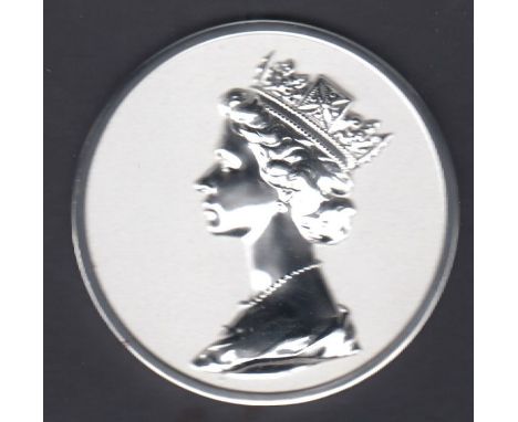 COINS : MACHIN head sterling silver medal, issued in 2007, limited edition solid silver with original box and card, great dis
