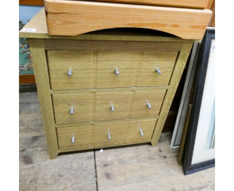 2 x 3 drawer bedside chests and a pair of small lamp tables