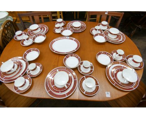 Staffordshire bone china Elizabethan extensive dinner, tea and breakfast service in the Burgundy pattern 