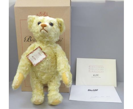 A limited edition Steiff British Collectors Teddy bear, 2003, boxed with certificate 