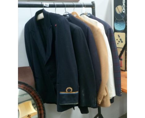 6 men's vintage jackets including Royal Navy Sub-Lieutenant Schoolmaster, Double-breasted dinner jacket etc.