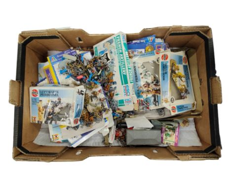 LARGE BOX OF AIRFIX MILITARY MODEL FIGURES 