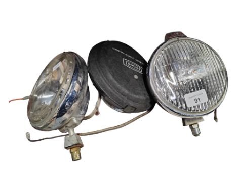 3 X VINTAGE LUCAS CAR LAMPS/LIGHTS 
