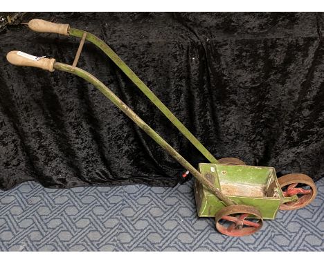 VINTAGE GREEN LAWN TENNIS MARKER