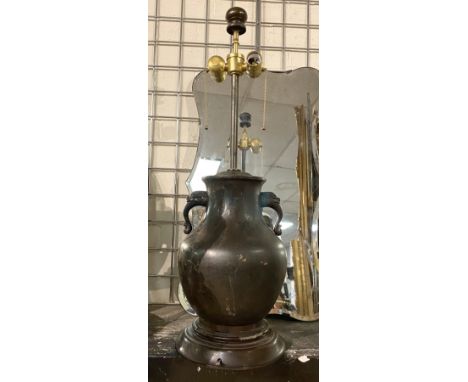 BRONZE ORIENTAL LAMP - APPROX 72 CMS H