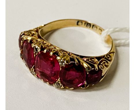 18CT YELLOW GOLD ANTIQUE RING WITH DIAMONDS &amp; RED STONES (SIZE N)