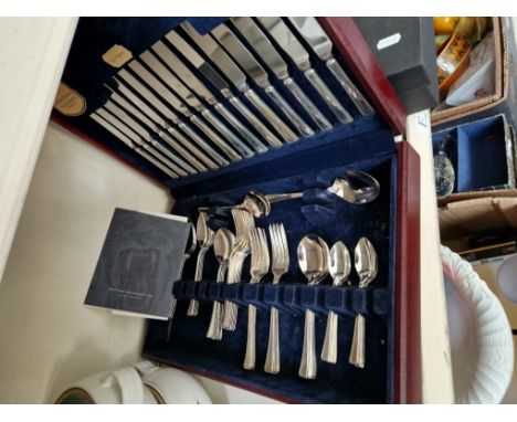 A canteen of Viners silver plated cutlery. 