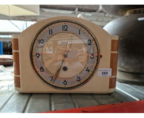 An Ingersoll Art Deco mantle clock, (no key) 