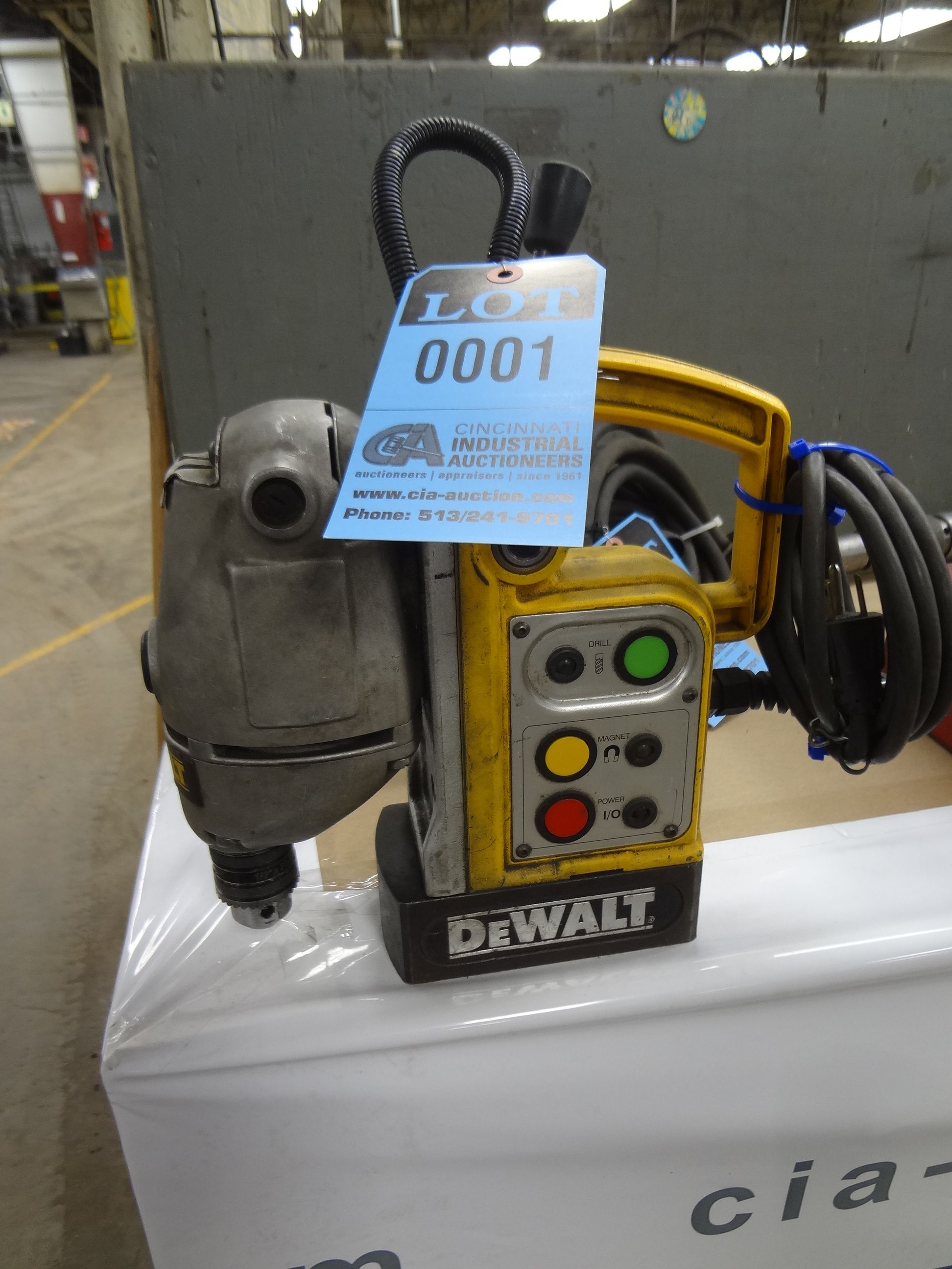 DEWALT DW151 DRILL PRESS