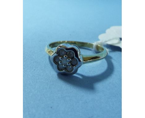 A 9ct gold and diamond cluster ring