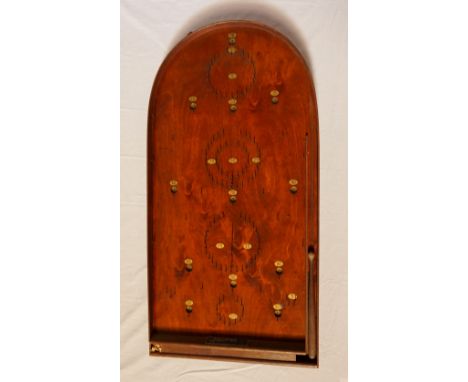 VINTAGE 'CORINTHIAN 10' WOODEN BAGATELLE BOARDin original box with gaming balls 