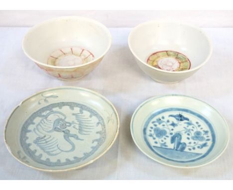 TEK SING CARGOfour pieces of early 19th century Chinese porcelain comprising a saucers, two bowls, and a side plate, of vario