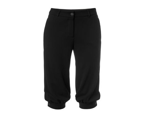 CHANEL BLACK CULOTTE KNEE SHORTSCondition grade B.Size French 36. 76cm waist, 75cm length. Black knee length shorts/culottes 