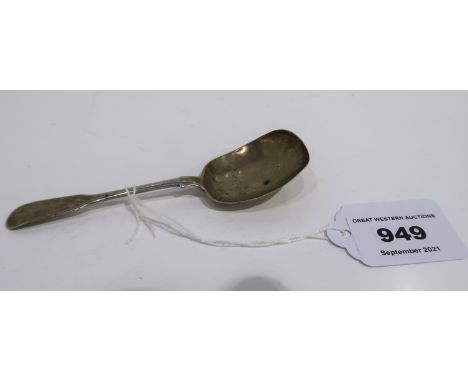 A silver caddy spoon Glasgow 1825 11.5 cm long Condition Report: Available upon request