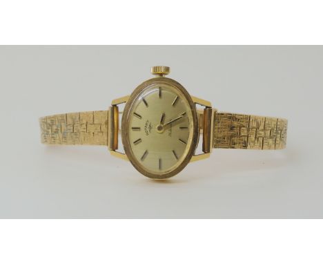 A ladies retro 9ct gold Rotary watch, weight including mechanism 21.2gms Condition Report: Available upon request