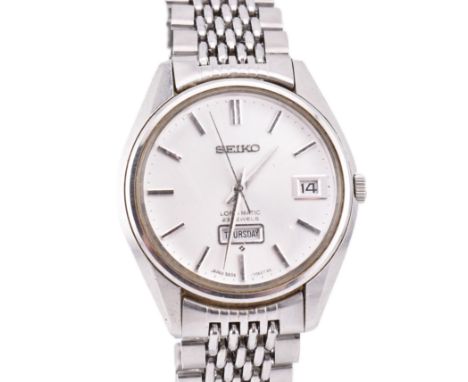 A Seiko Lord Matic 23 Jewels wristwatch. The Seiko wristwatch having stick indices, dauphine hands, date function at 3 o'cloc