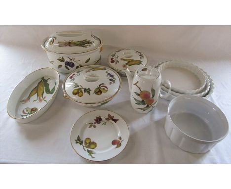 Selection of Royal Worcester 'Evesham' table ware inc large tureen together with assorted white table ware (no maker)