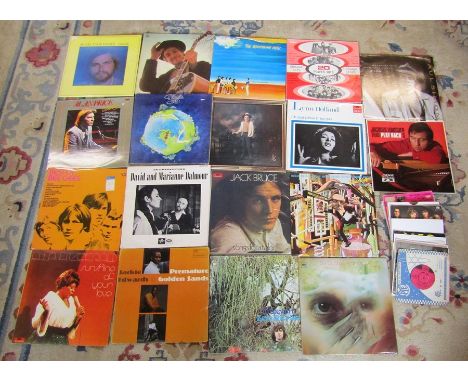 18 33 rpm LPs inc Bob Dylan, The Boomtown Rats, Yes, Ian Dury and Paul Simon &amp; 18 7" singles inc The Kinks, Dionne Warwic