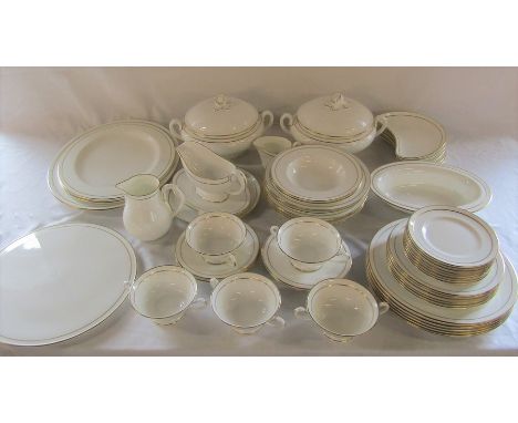 Royal Worcester 'Contessa' pattern part dinner service