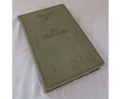 WWII interest - Die Wehrmacht book 1940 (The Army)
