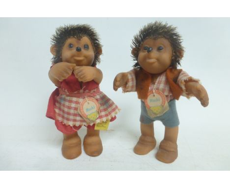 A pair of Steiff hedgehog figures, 'Macki and Mucki'.