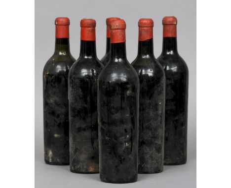 Mouton Rothschild, unknown vintage
Six bottles lacking labels.  (6) CONDITION REPORTS: Levels upper to lower shoulder.