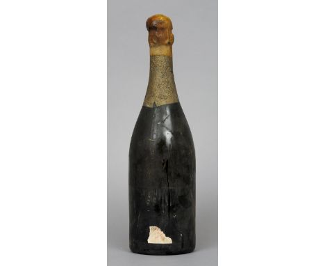 Champagne, unknown vintage
Single bottle with wax seal. CONDITION REPORTS: Mid shoulder level, lacking label, slight losses a