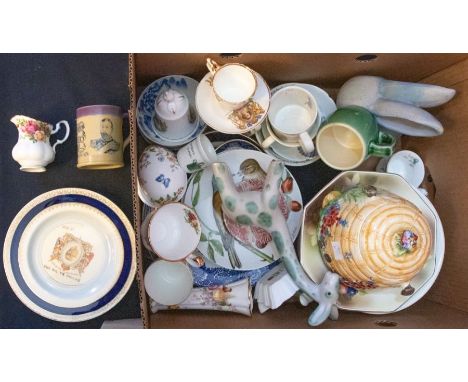 Assorted pottery to include Royal Winton "beehive" biscuit barrel two Goebel bird plates and other pieces