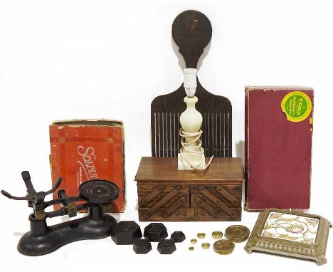 Assorted wooden chopping boards, baskets, scales&nbsp;lacking bowl but has weights, vintage boxed Scrabble, table lamp&nbsp;