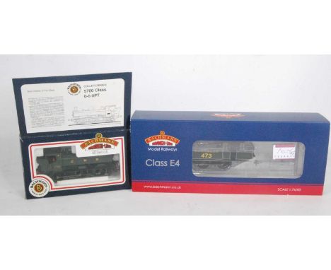 Bachmann 35-076 Southern lined green class E4 tank engine no. 473, DCC ready (M-BM), together with a 31-900A GWR green class 
