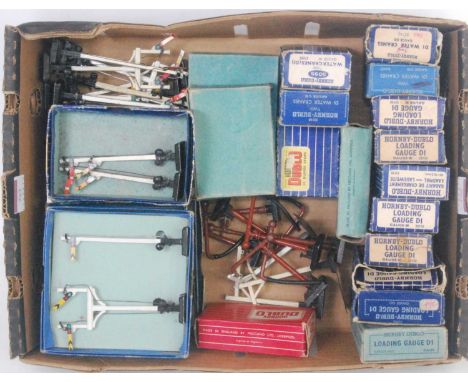 Tray containing signals etc: 25 manual semaphore signals, 14 loading gauges, 14 water cranes, overall (G), some boxedConditio