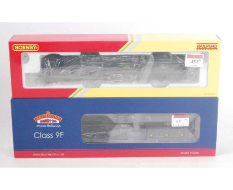 Two items: Hornby Railroad R3288 BR green class 9F 'Evening Star' DCC ready (M-BM) with Bachmann 32-859Z BR standard 9F black