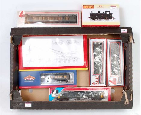 7 items to form breakdown train Hornby BR black R3406 class J50 tank engine departmental no. 14 (M-BM), R6204 breakdown crane