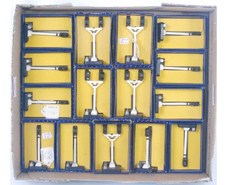 Hornby Dublo colour light signals 5x single home, 5x single junction and five junction home, all (E-NM)(BE)Condition report: 