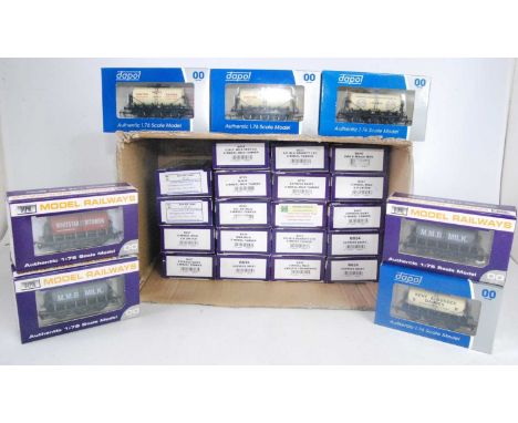 Large box containing 26 6-wheel tank wagons, variety of liveries, some duplication, some weathered (M-BVG-M)