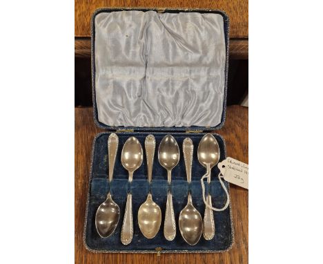 Silver Hallmarked Set of Antique Edward Viner Spoons - 79g total