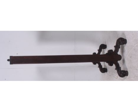 A Victorian walnut metamorphic 3 section firescreen / fire screen guard. The solid walnut frame with carved and pierced crest