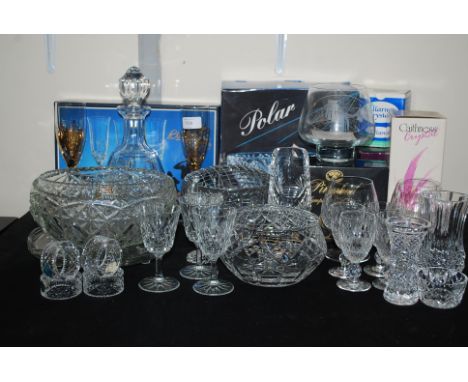 A good selection of crystal and cut glass to include glasses, bowls, Bohemia, Caithness, Killarney and more ( see illustratio