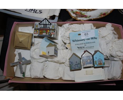 WADE: Whimsies On Why - set of Wade miniature houses, one still on original backing.

NOTE: from a large and private collecti